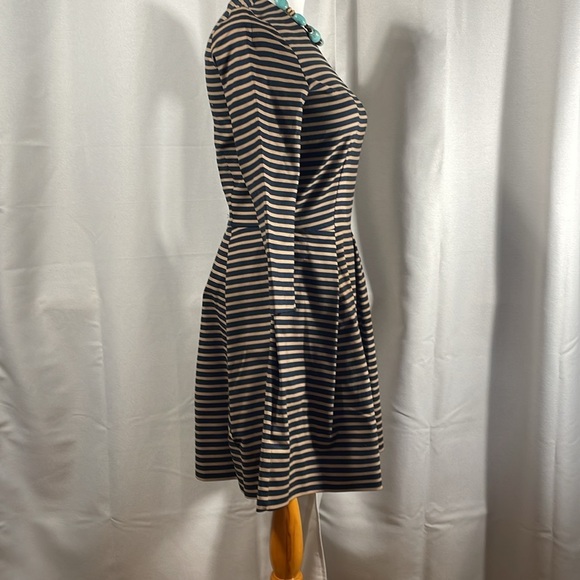GAP Black and Tan Striped Long Sleeve Dress - Picture 4 of 5